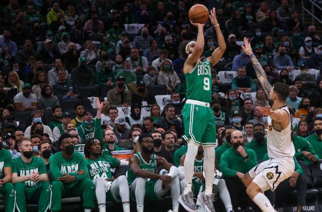 pg电子官网-赛前45分钟才得知可以上场 怀特绿军首秀获赞无数